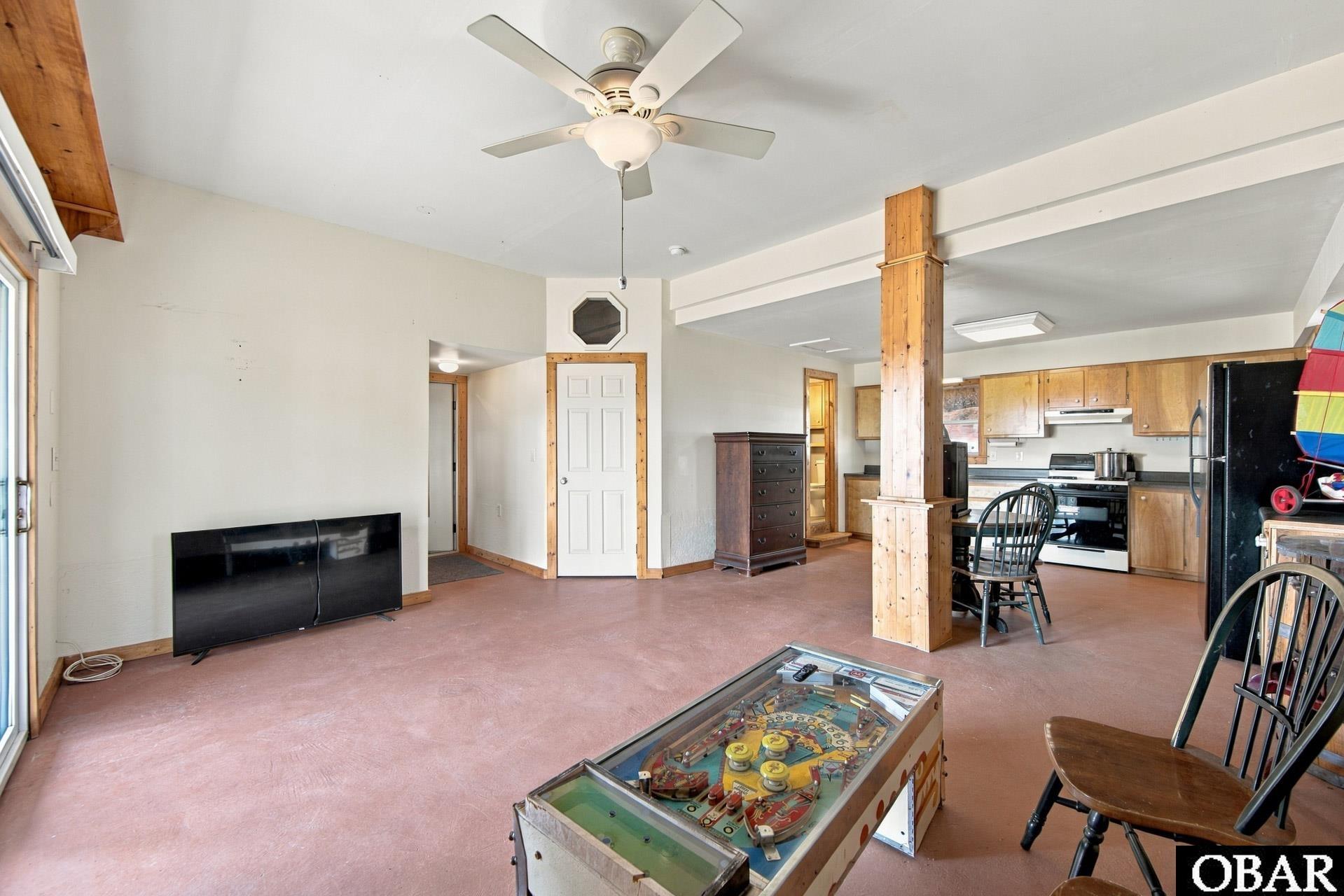 162 Edgewater Drive