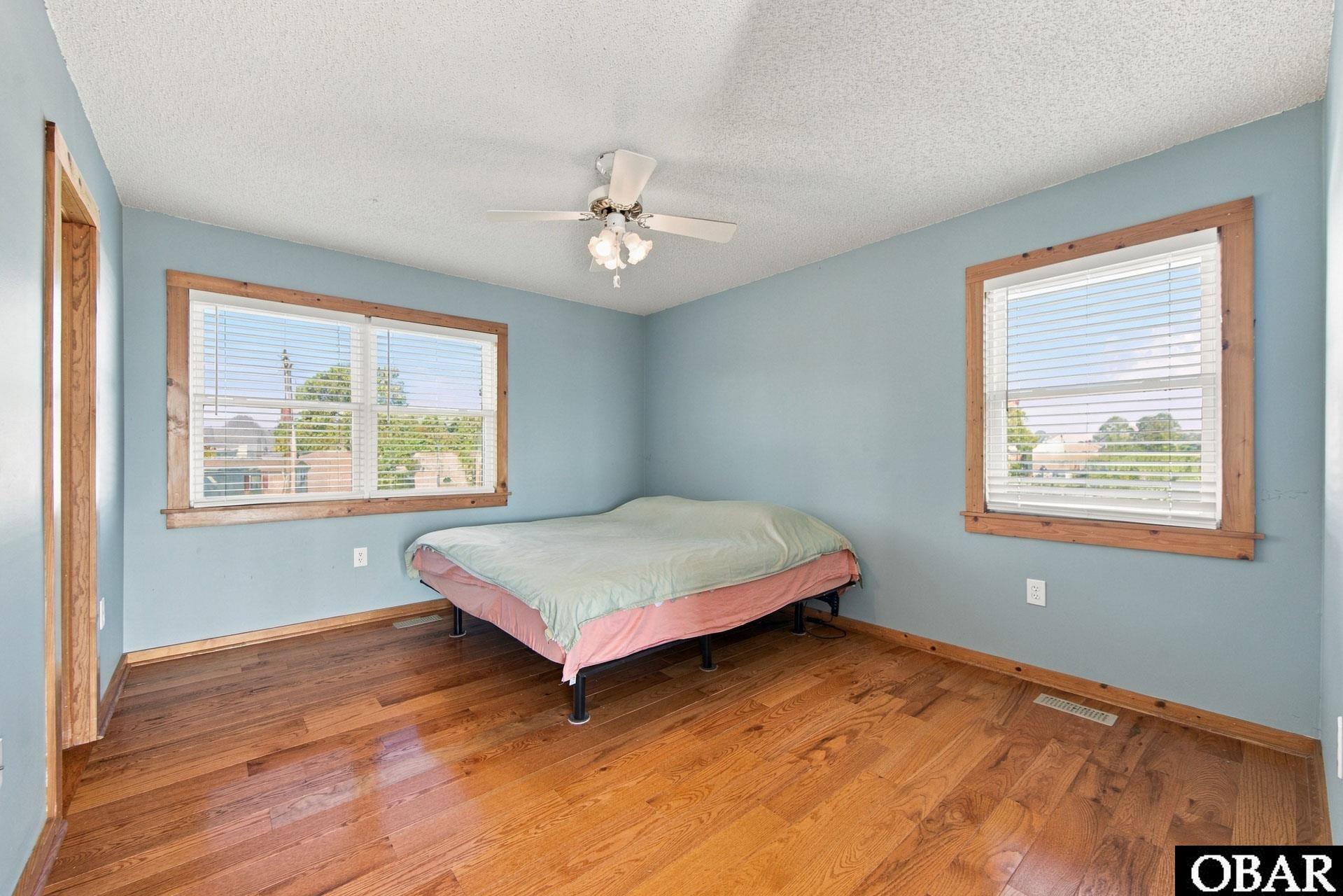162 Edgewater Drive