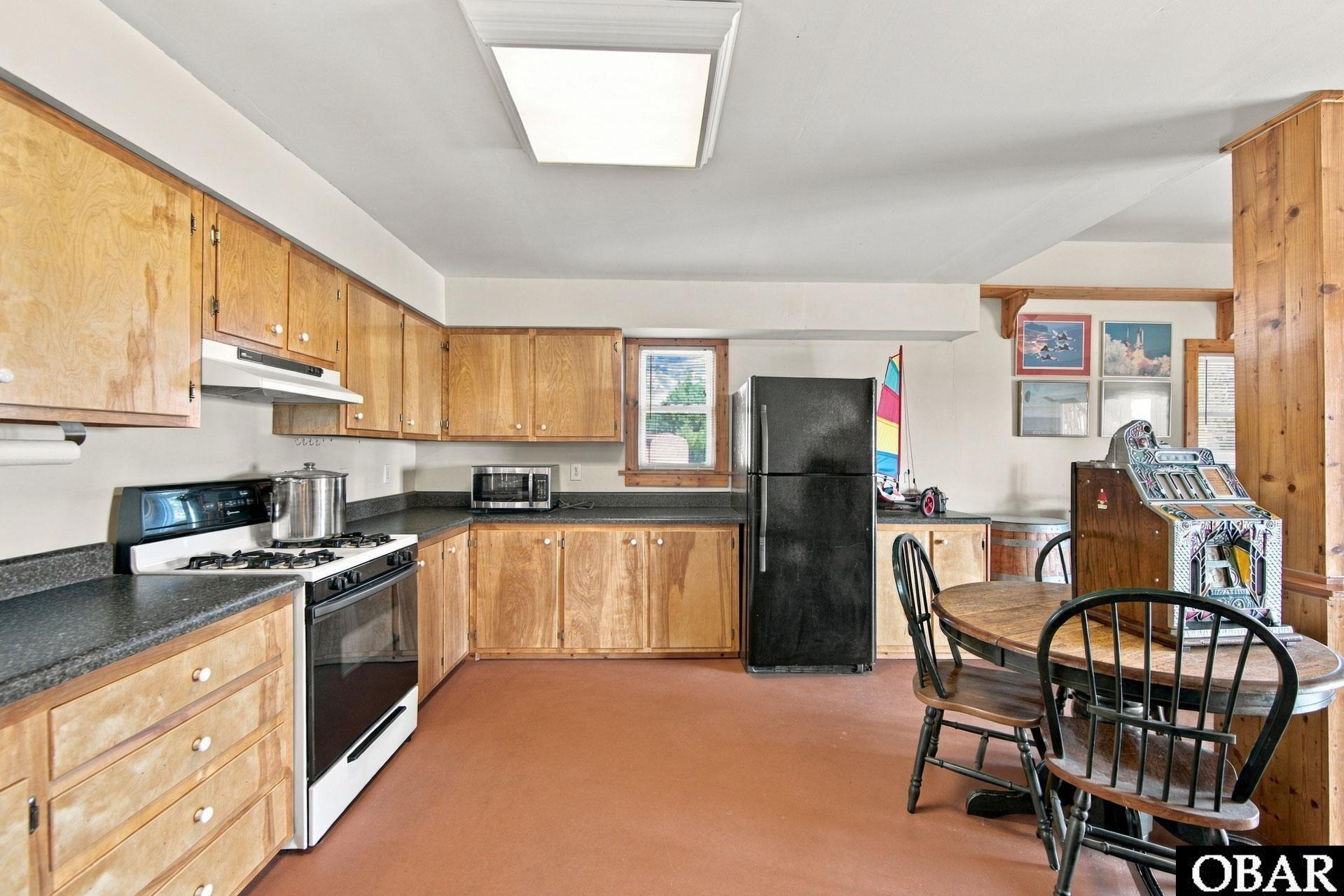 162 Edgewater Drive