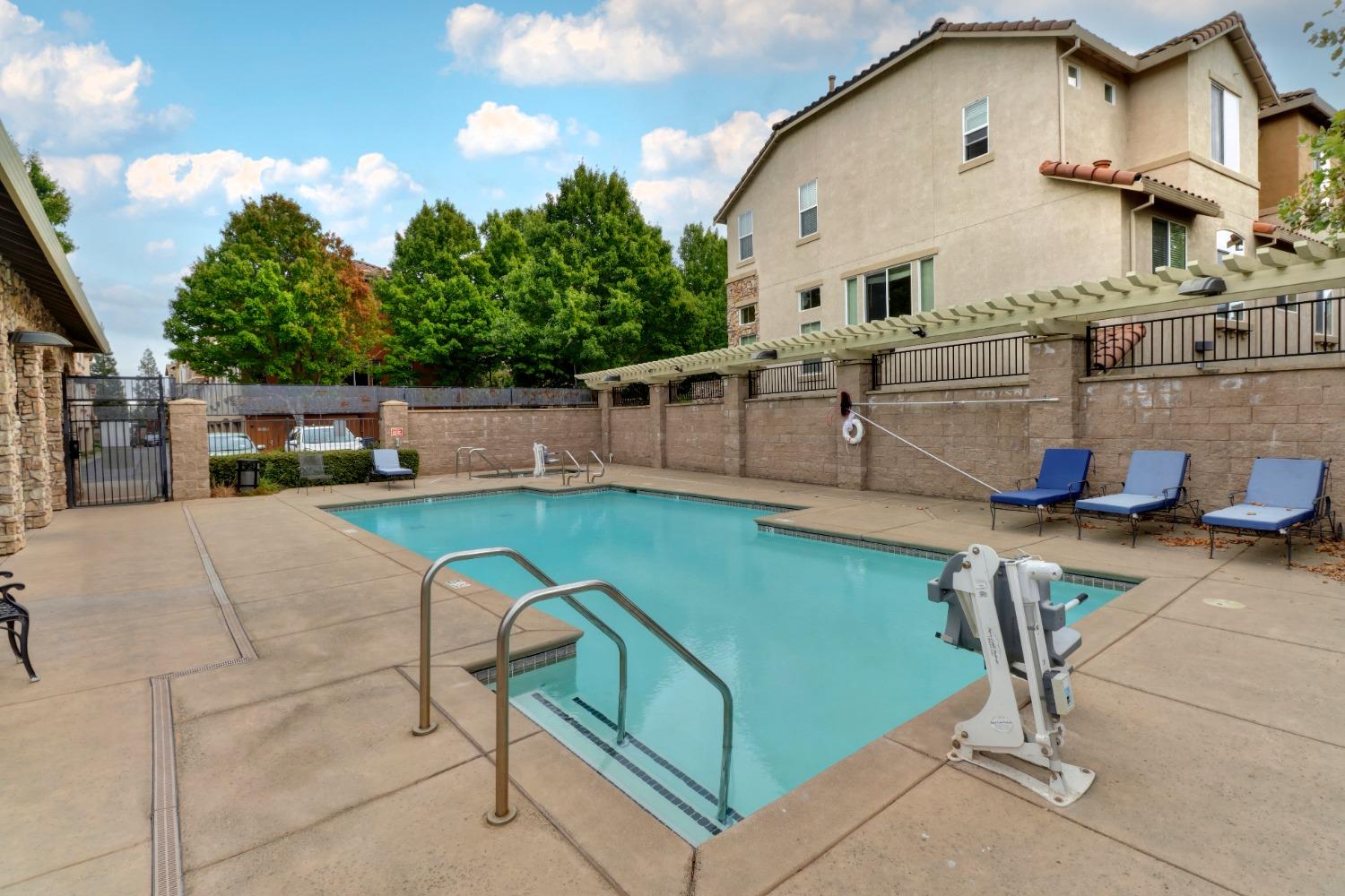 2580 W El Camino Avenue 1105