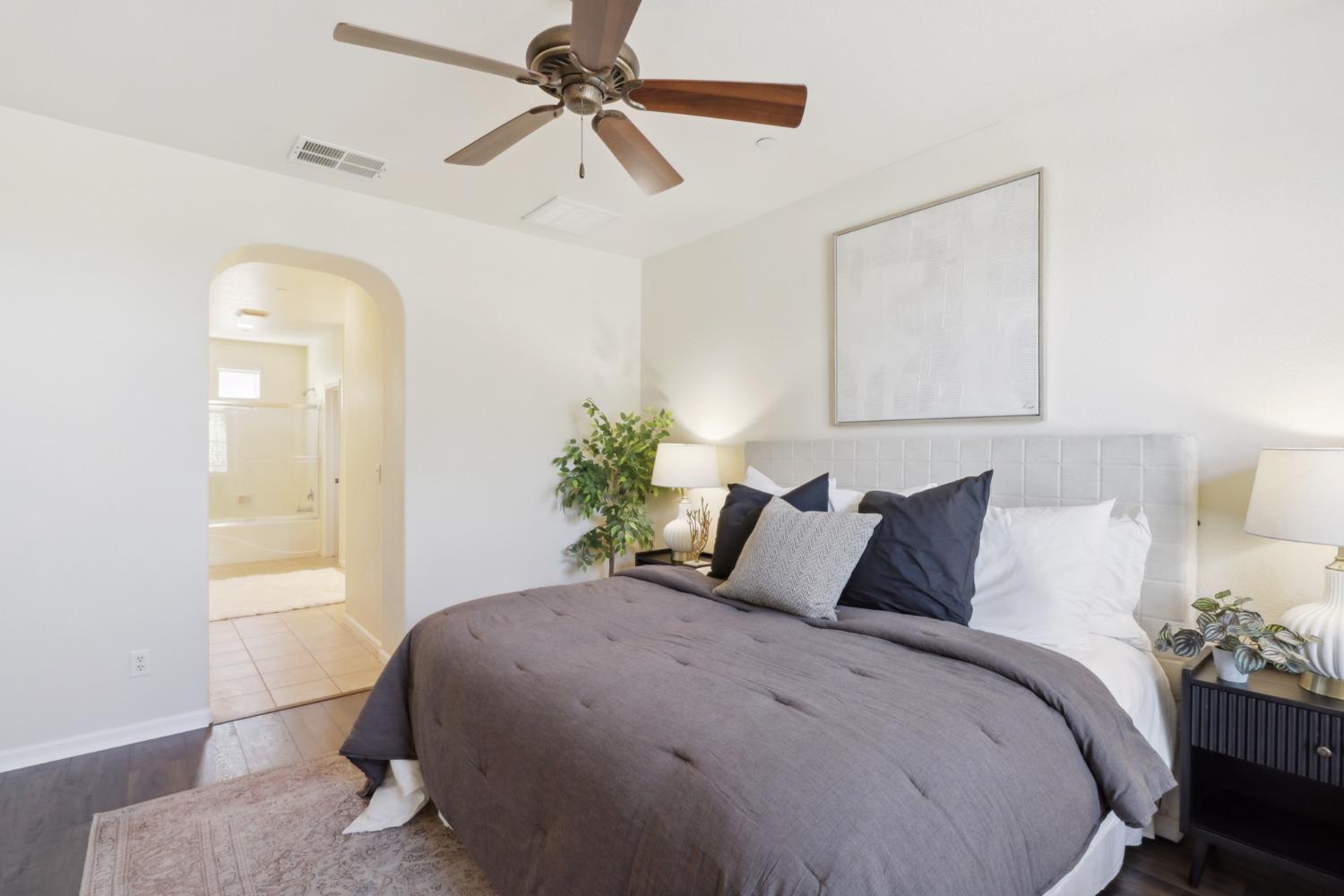 2580 W El Camino Avenue 1104