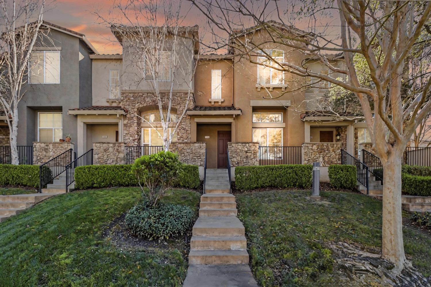 2580 W El Camino Avenue 1104