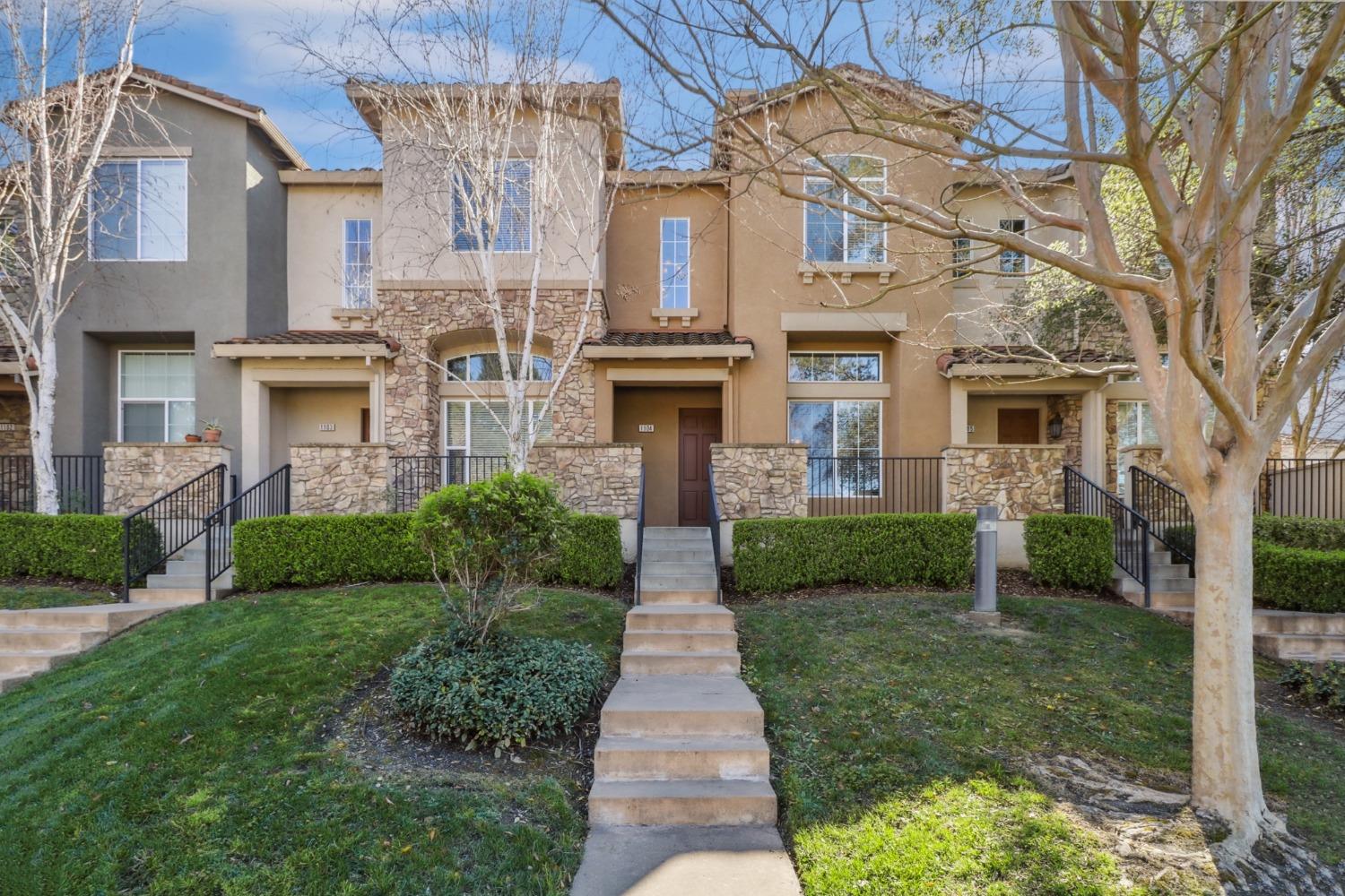 2580 W El Camino Avenue 1104