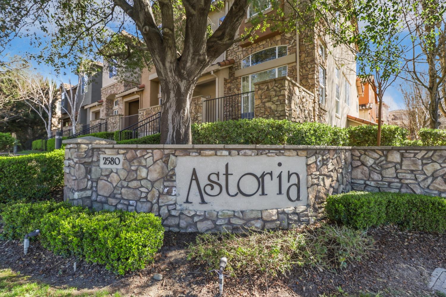 2580 W El Camino Avenue 1104