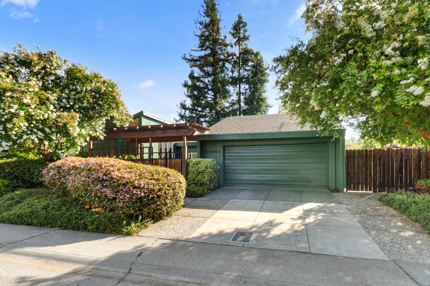 2801 Catalina Drive