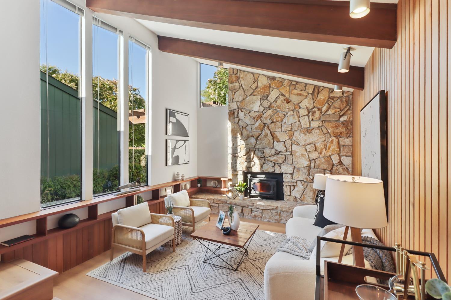 2801 Catalina Drive