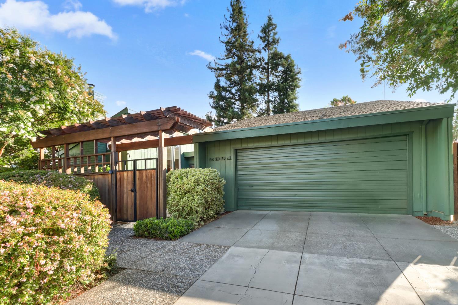 2801 Catalina Drive