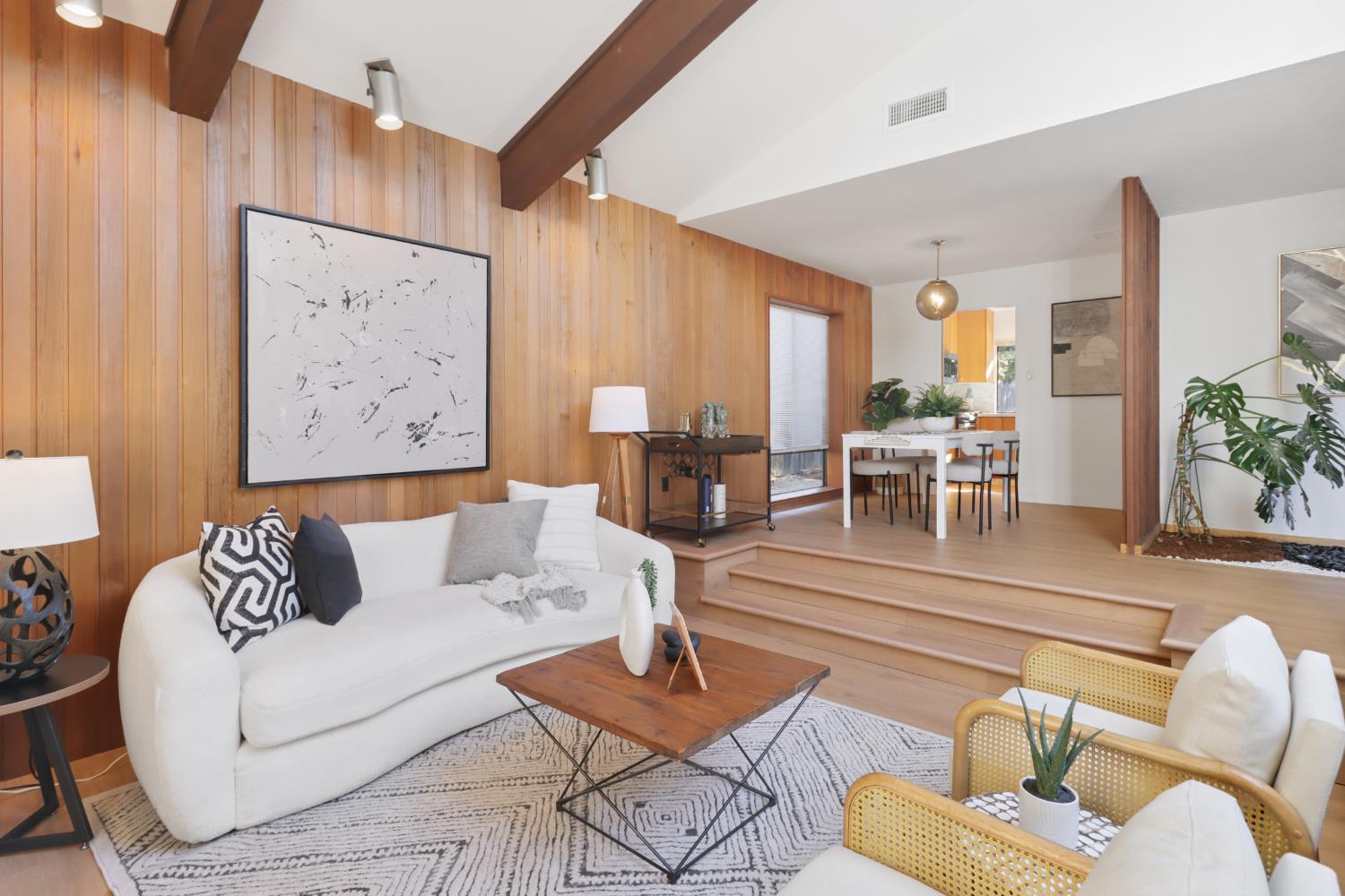 2801 Catalina Drive