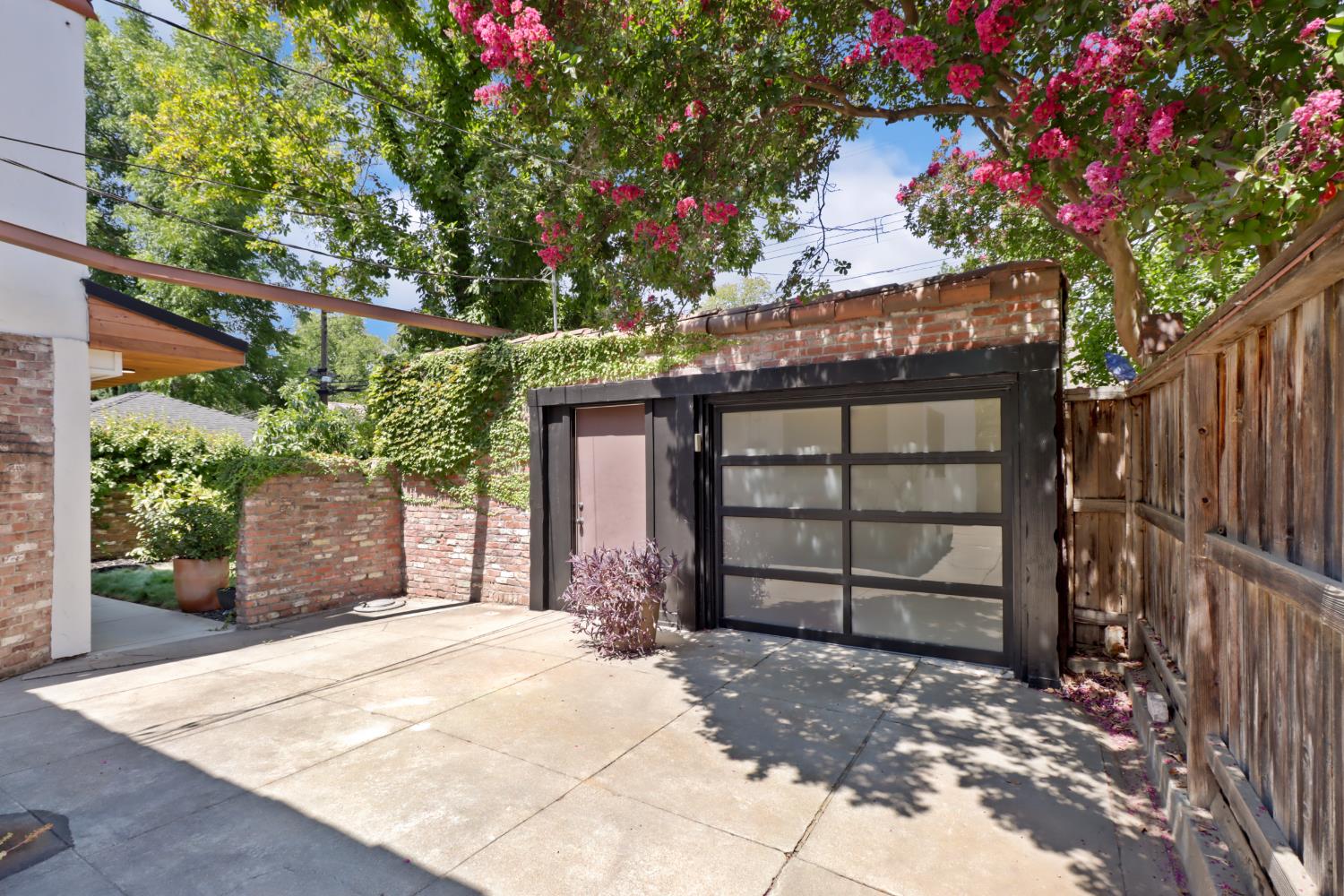 4233 U Street