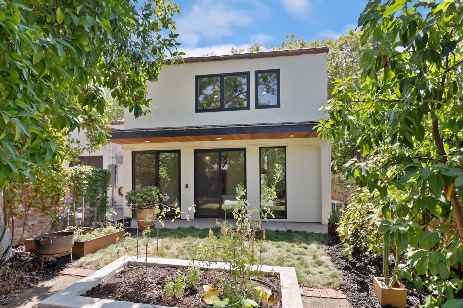 4233 U Street