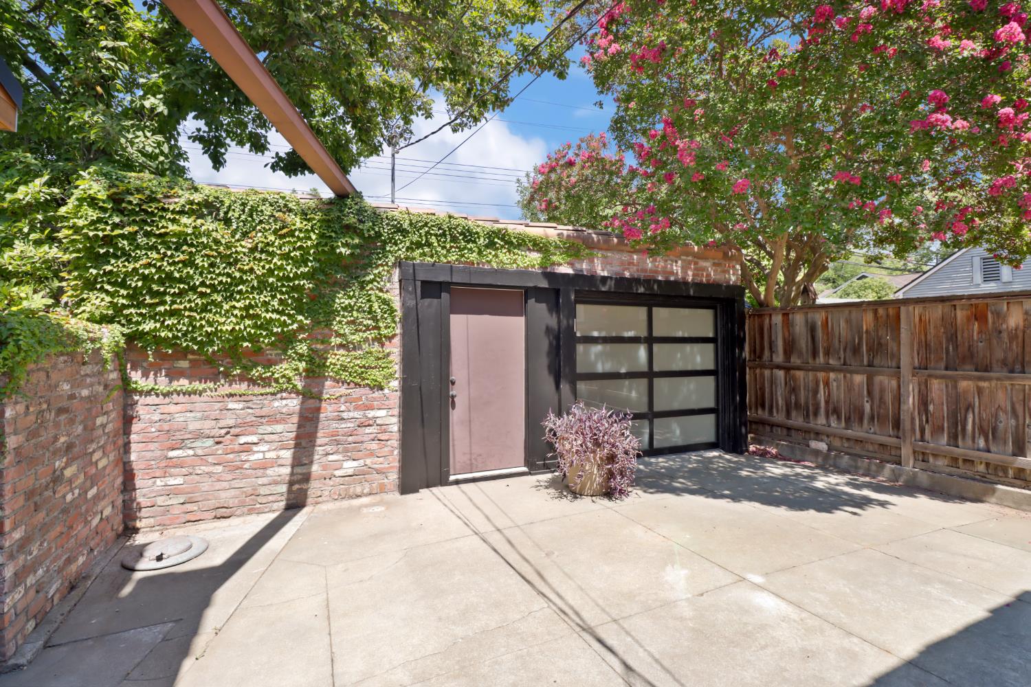 4233 U Street