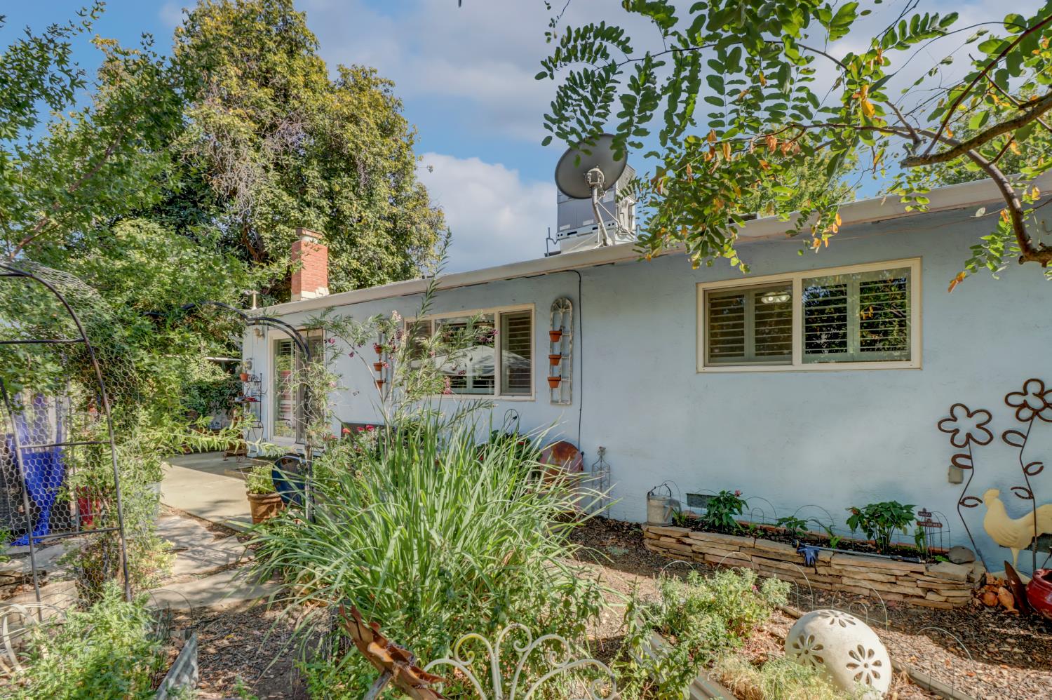 2405 Temple Drive