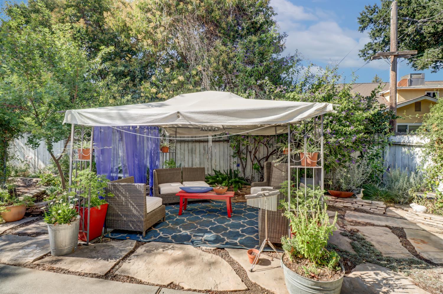 2405 Temple Drive