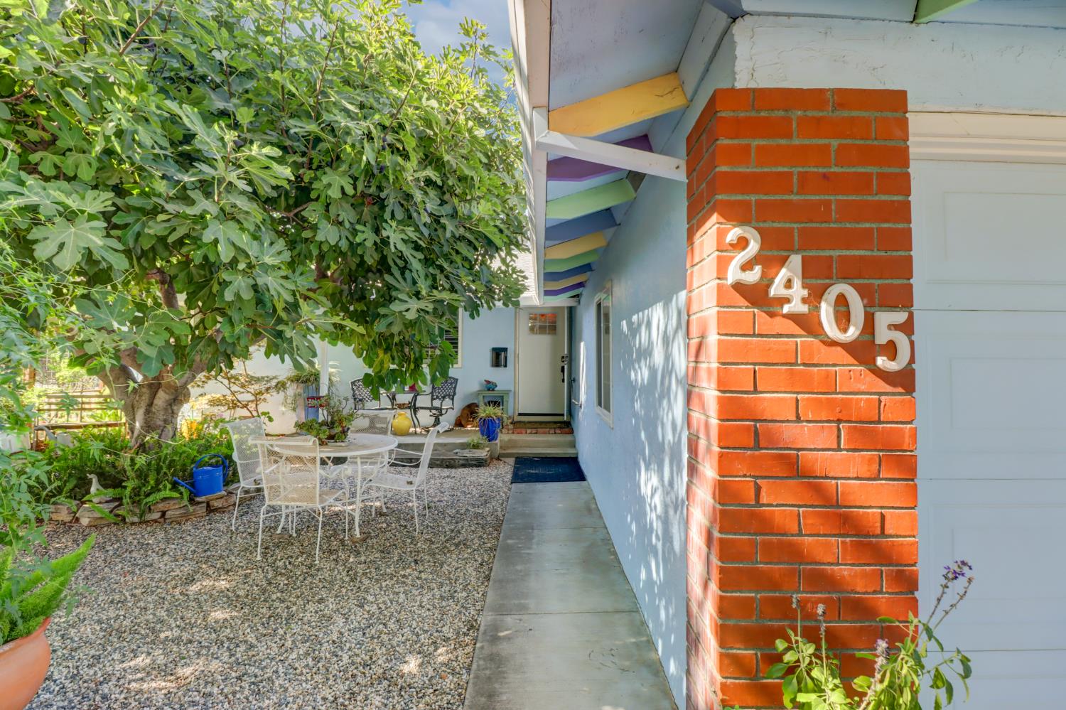 2405 Temple Drive