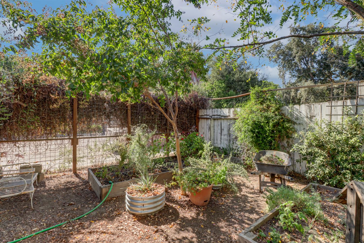 2405 Temple Drive