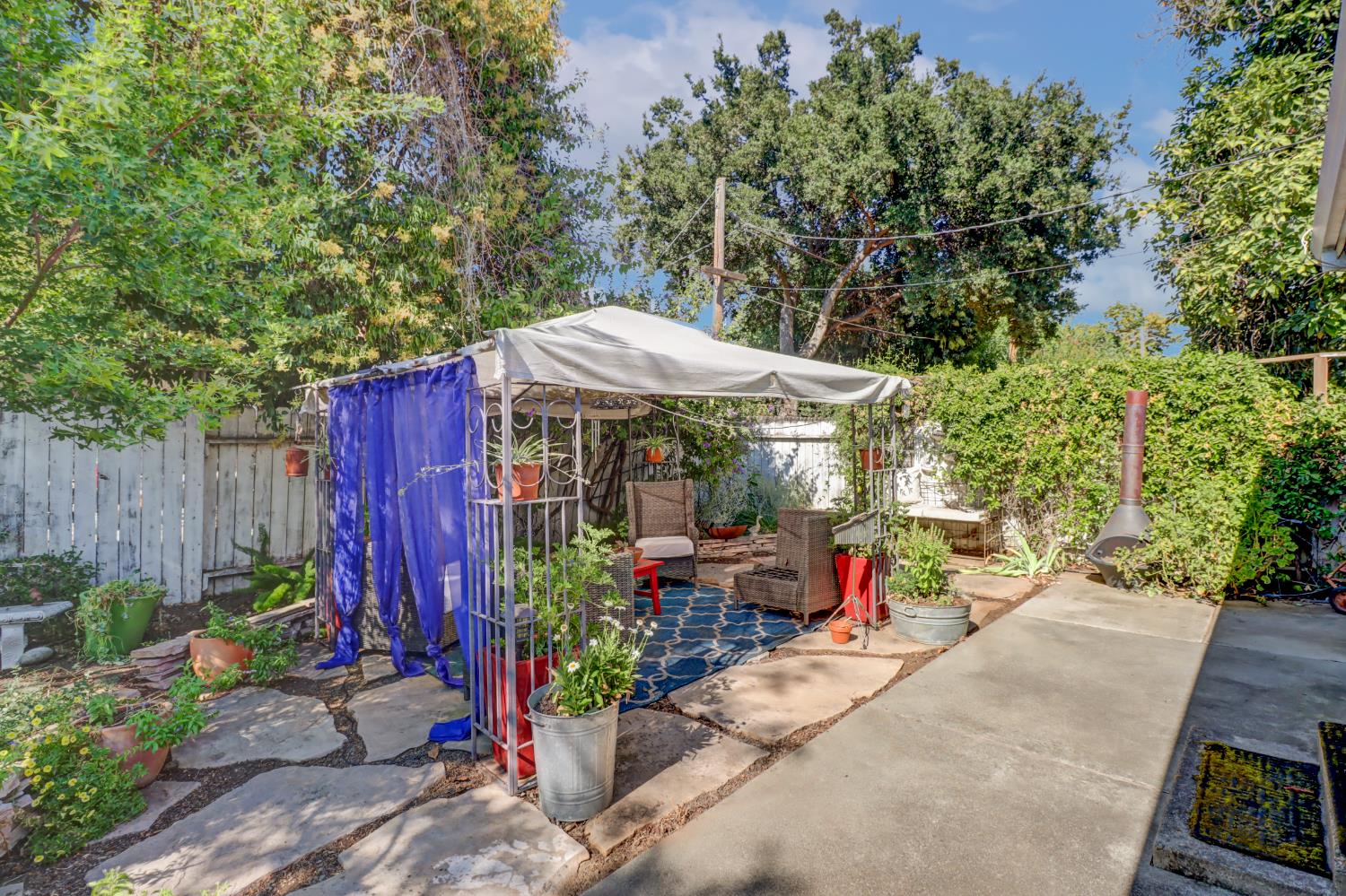 2405 Temple Drive