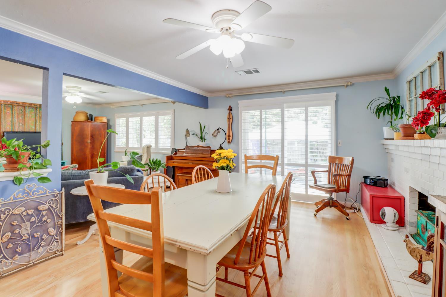 2405 Temple Drive