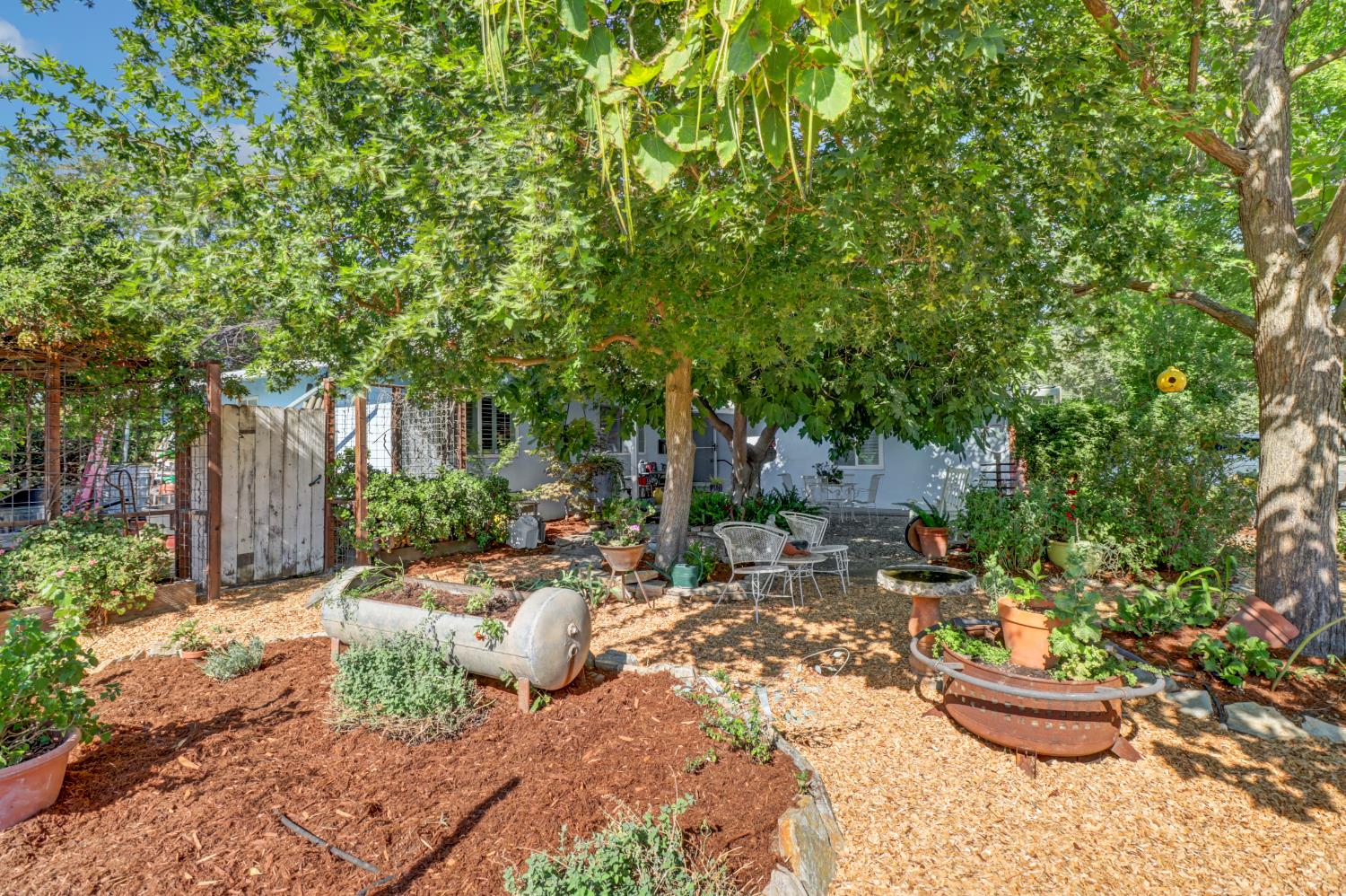 2405 Temple Drive