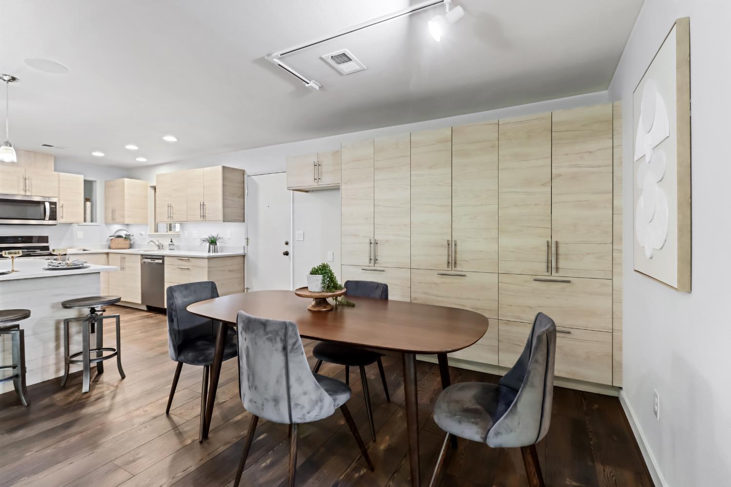 4606 San Marino Drive