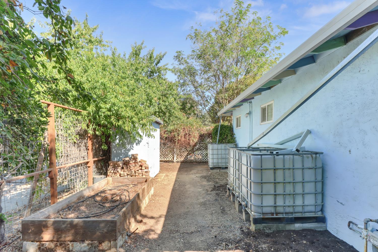 2405 Temple Drive
