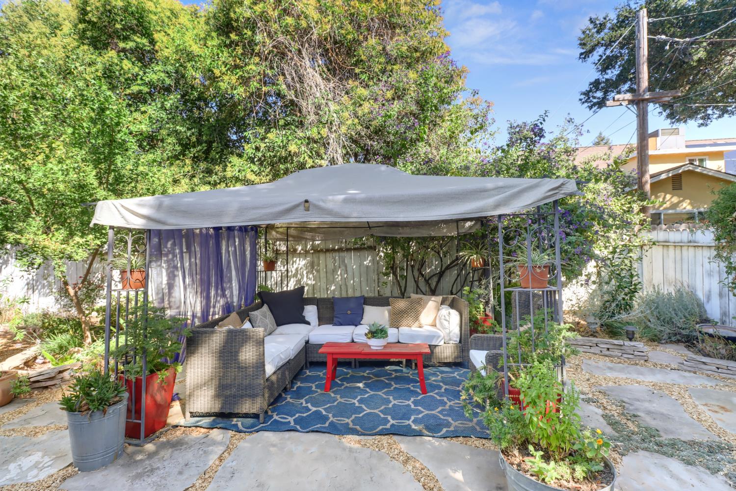 2405 Temple Drive