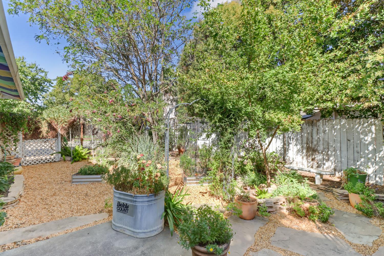 2405 Temple Drive