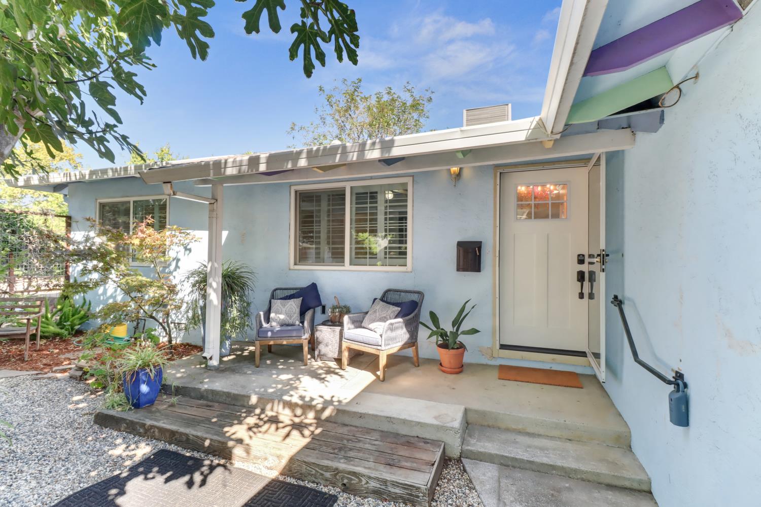 2405 Temple Drive
