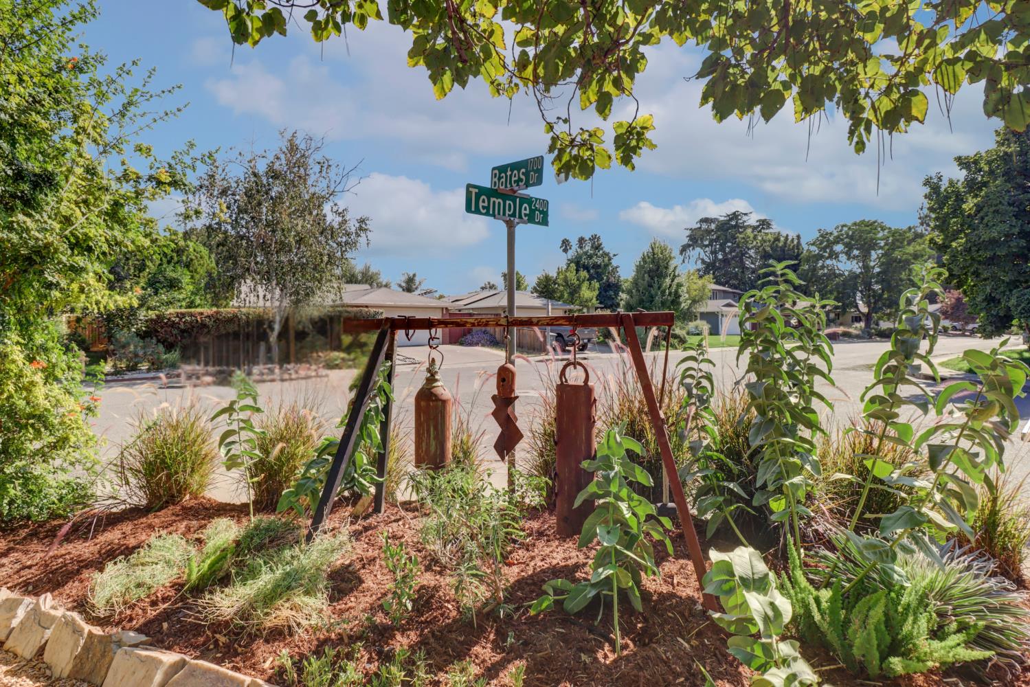 2405 Temple Drive