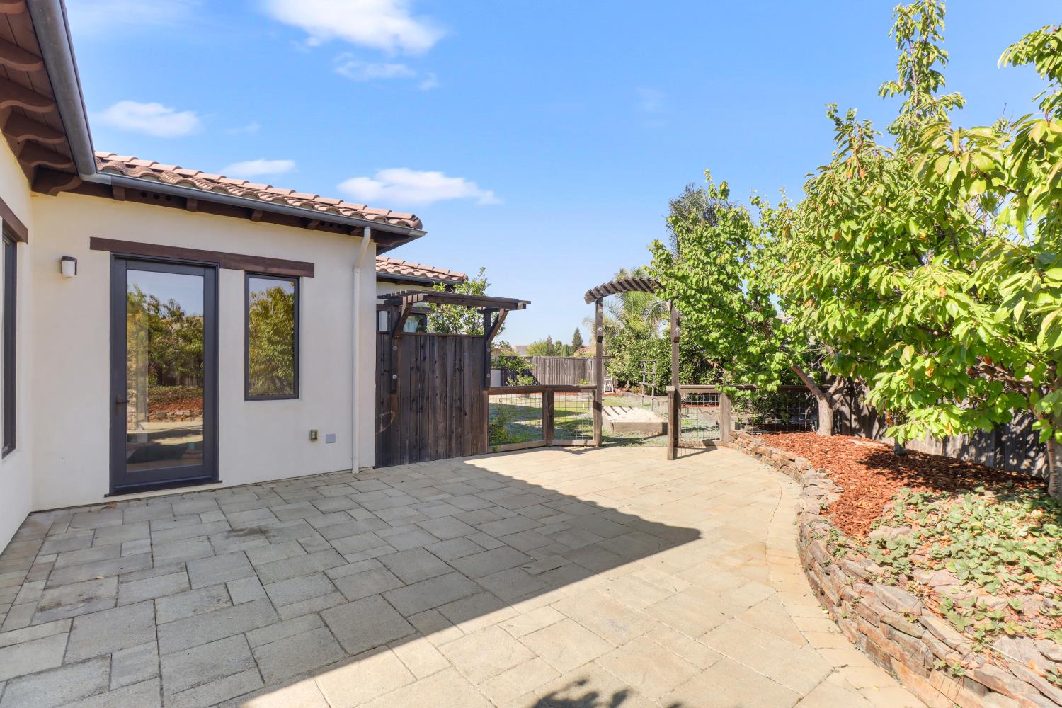 2265 Somerset Circle