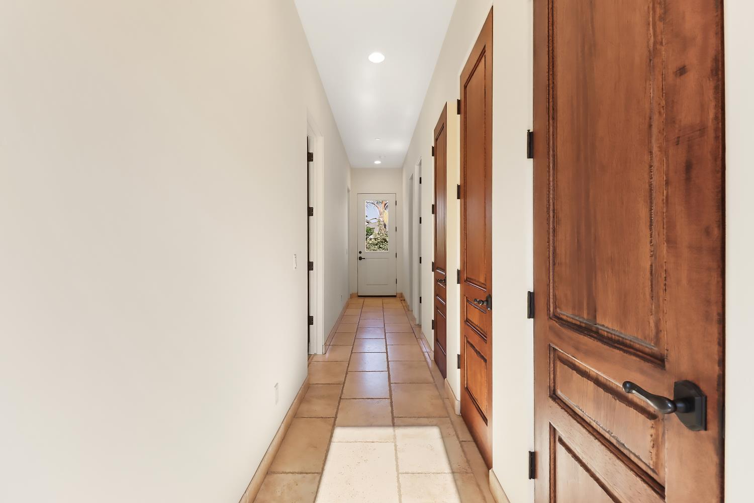 2265 Somerset Circle