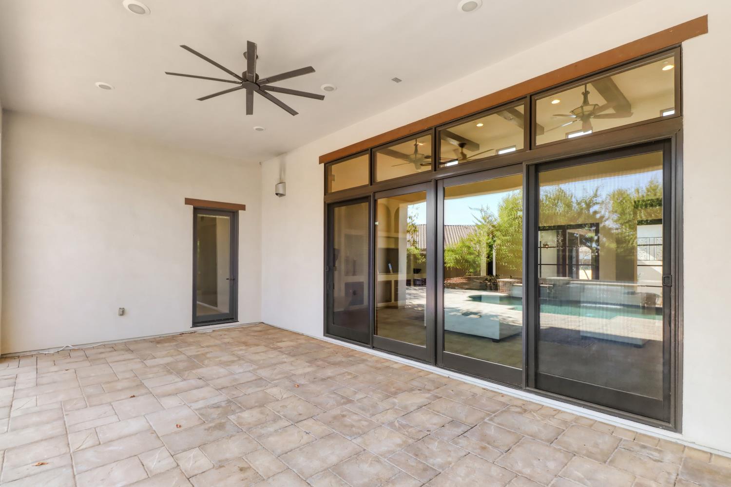 2265 Somerset Circle