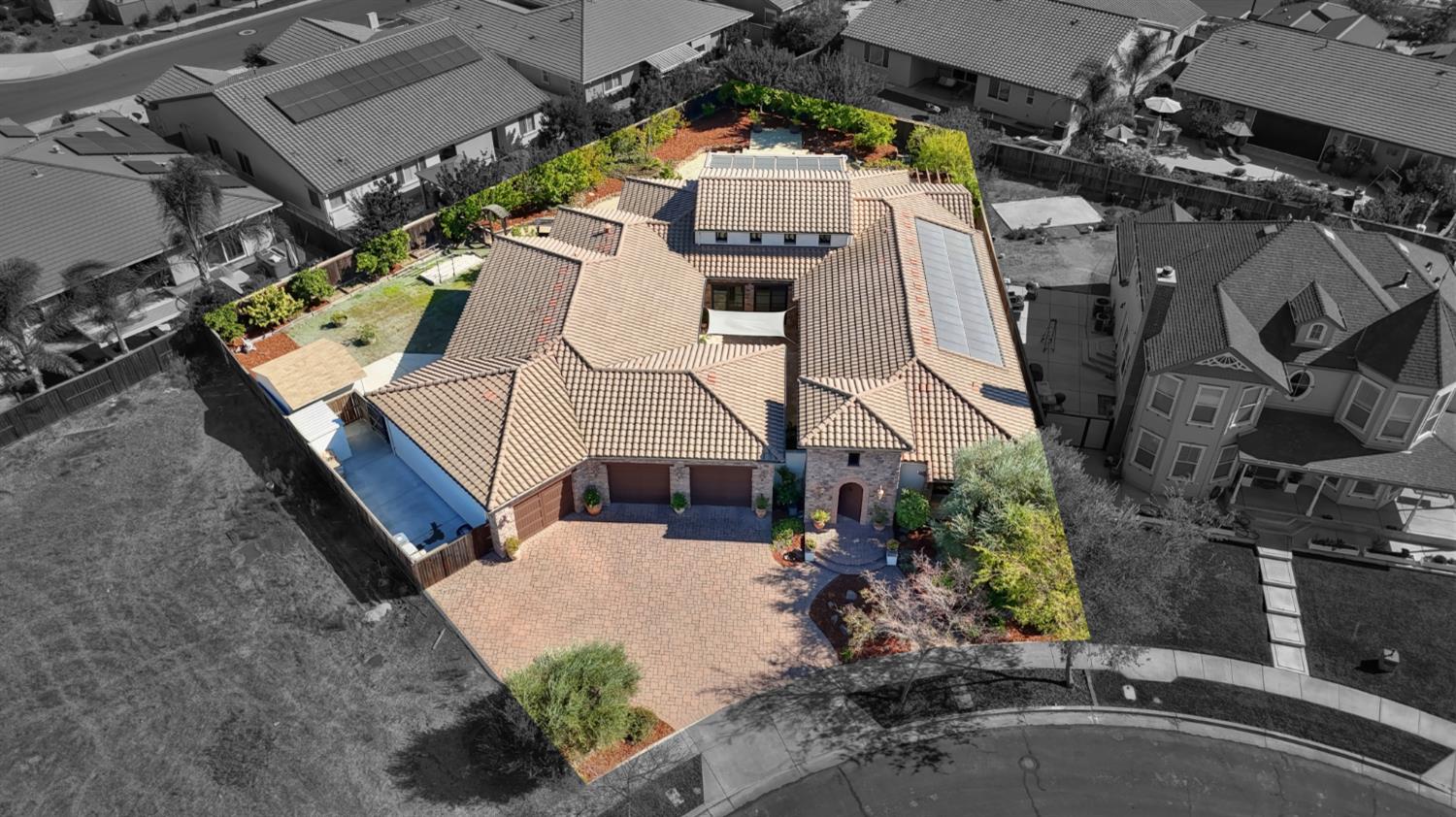 2265 Somerset Circle