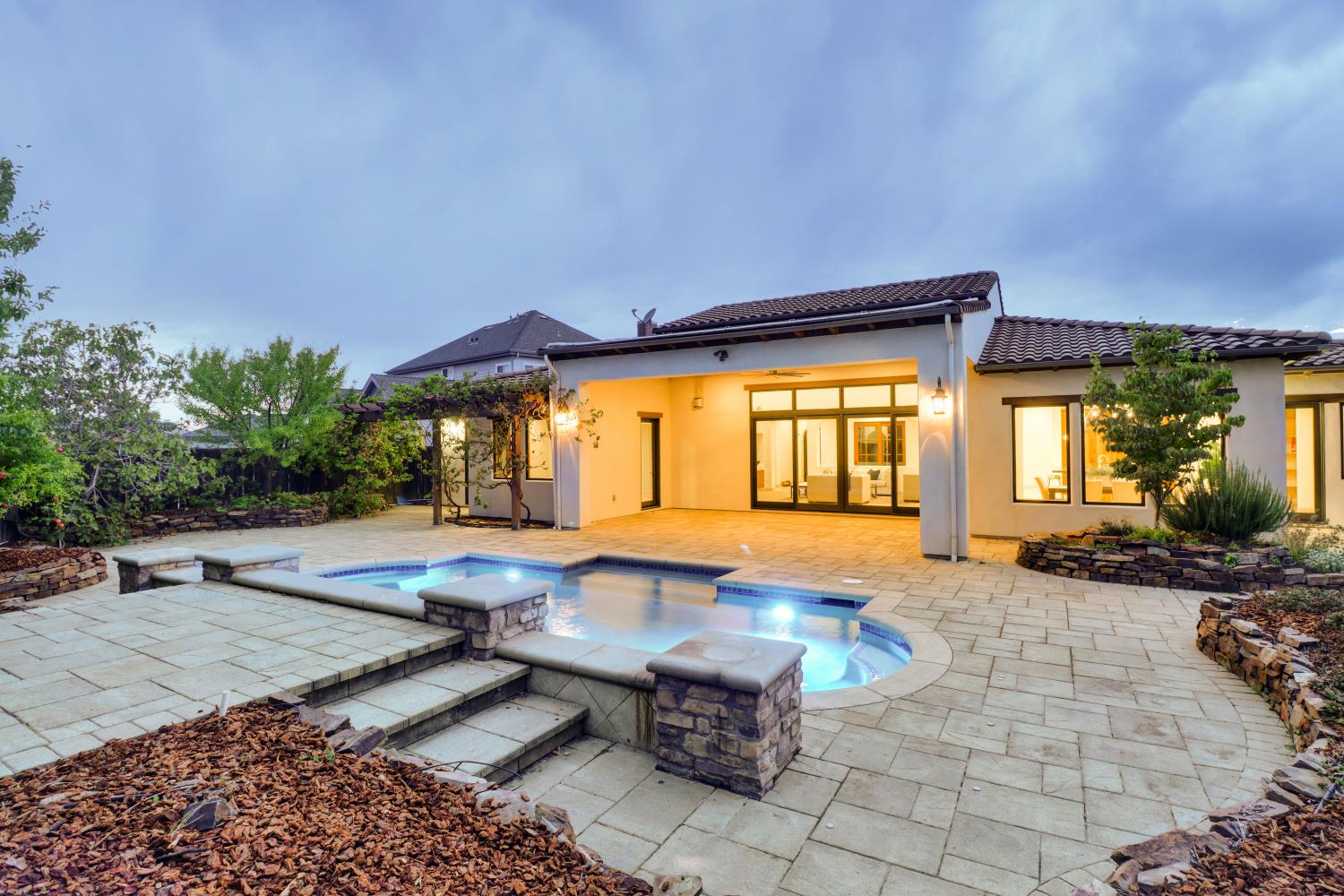 2265 Somerset Circle