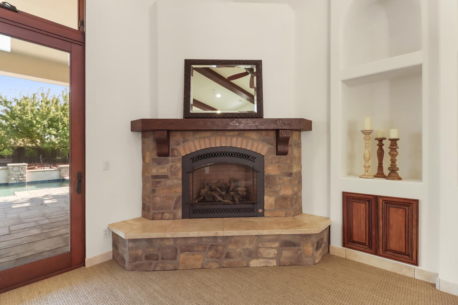 2265 Somerset Circle