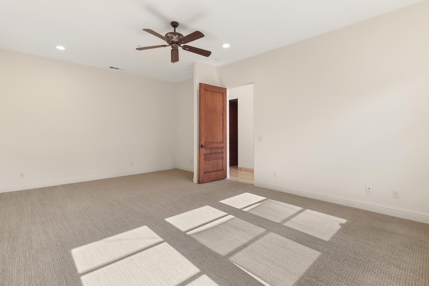 2265 Somerset Circle