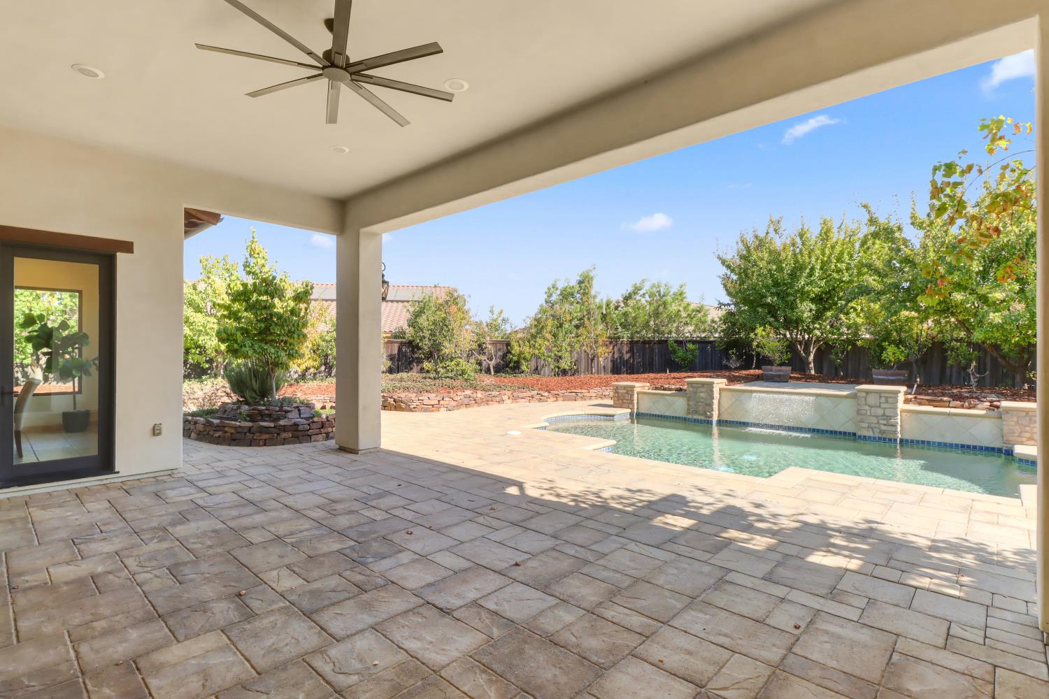 2265 Somerset Circle