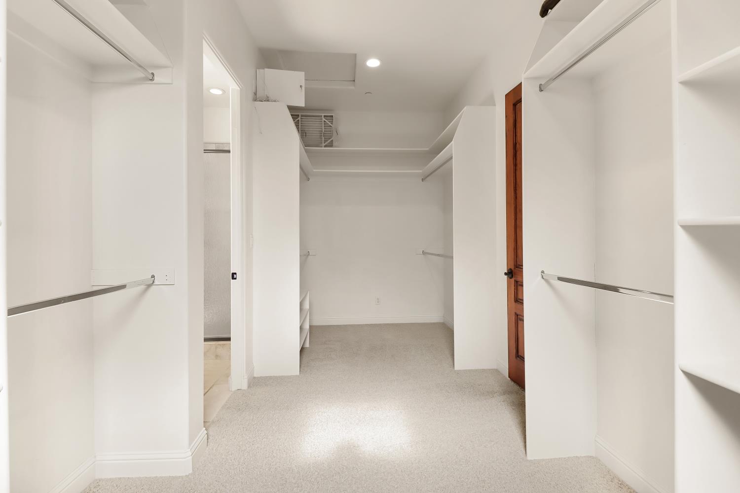 2265 Somerset Circle