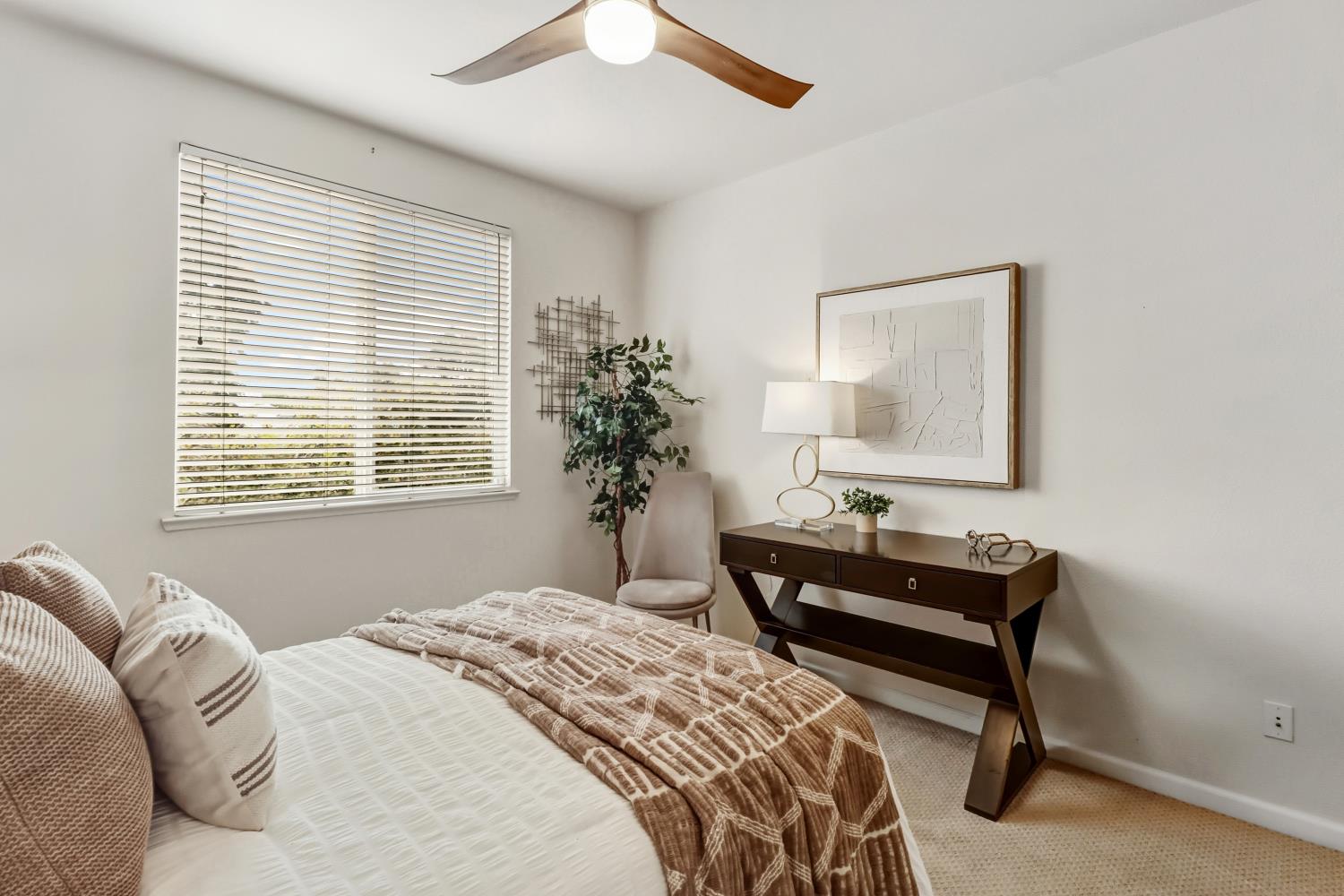 2580 W El Camino Avenue 10105