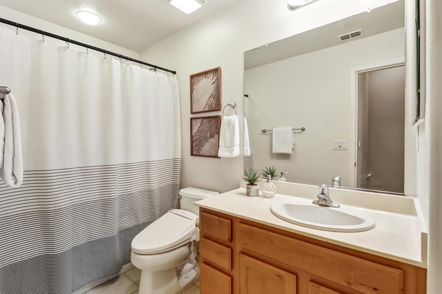 2580 W El Camino Avenue 10105