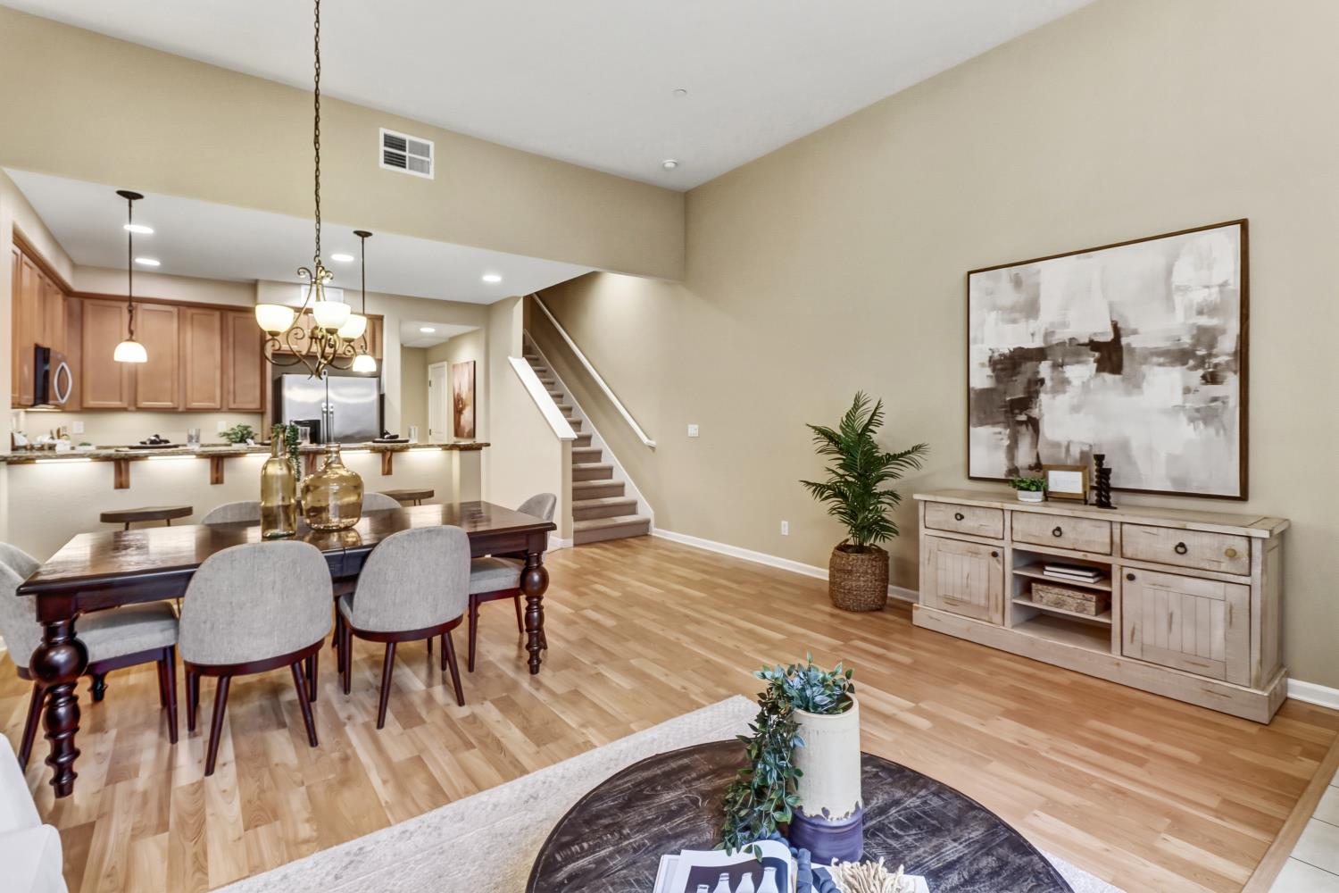 2580 W El Camino Avenue 10105