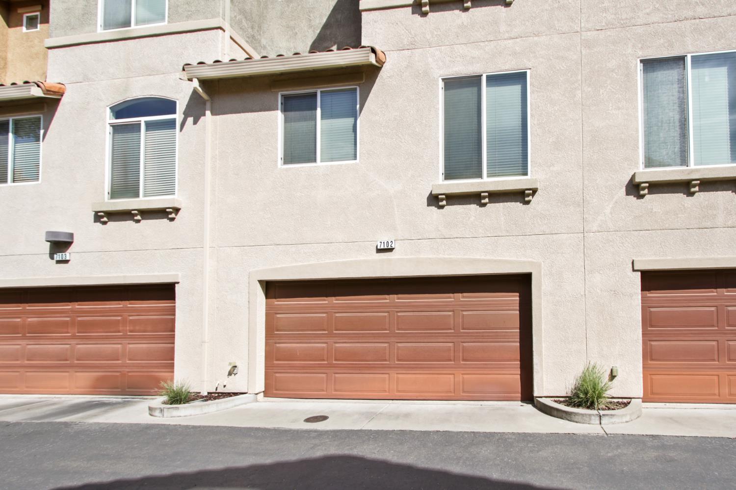 2580 W El Camino Avenue 7102