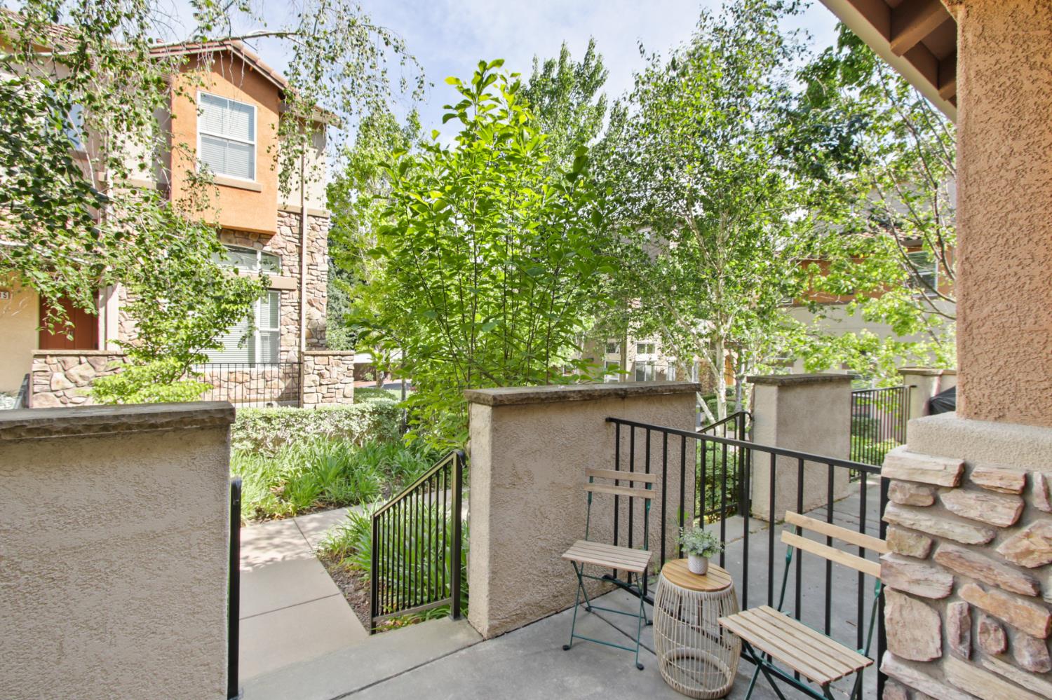 2580 W El Camino Avenue 7102