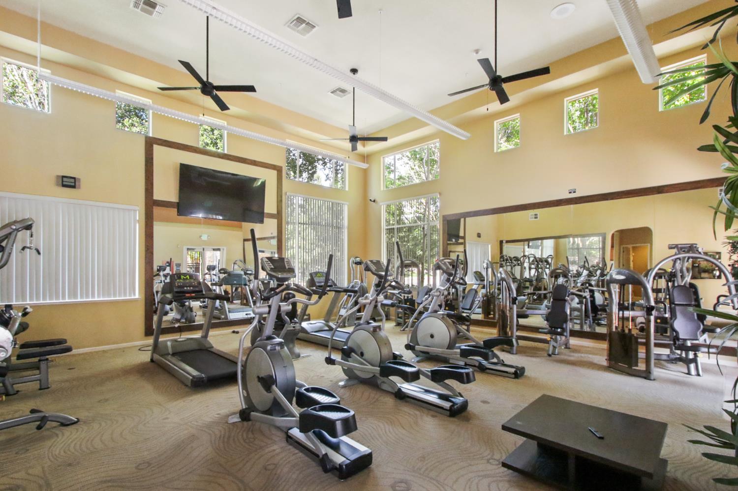 2580 W El Camino Avenue 7102