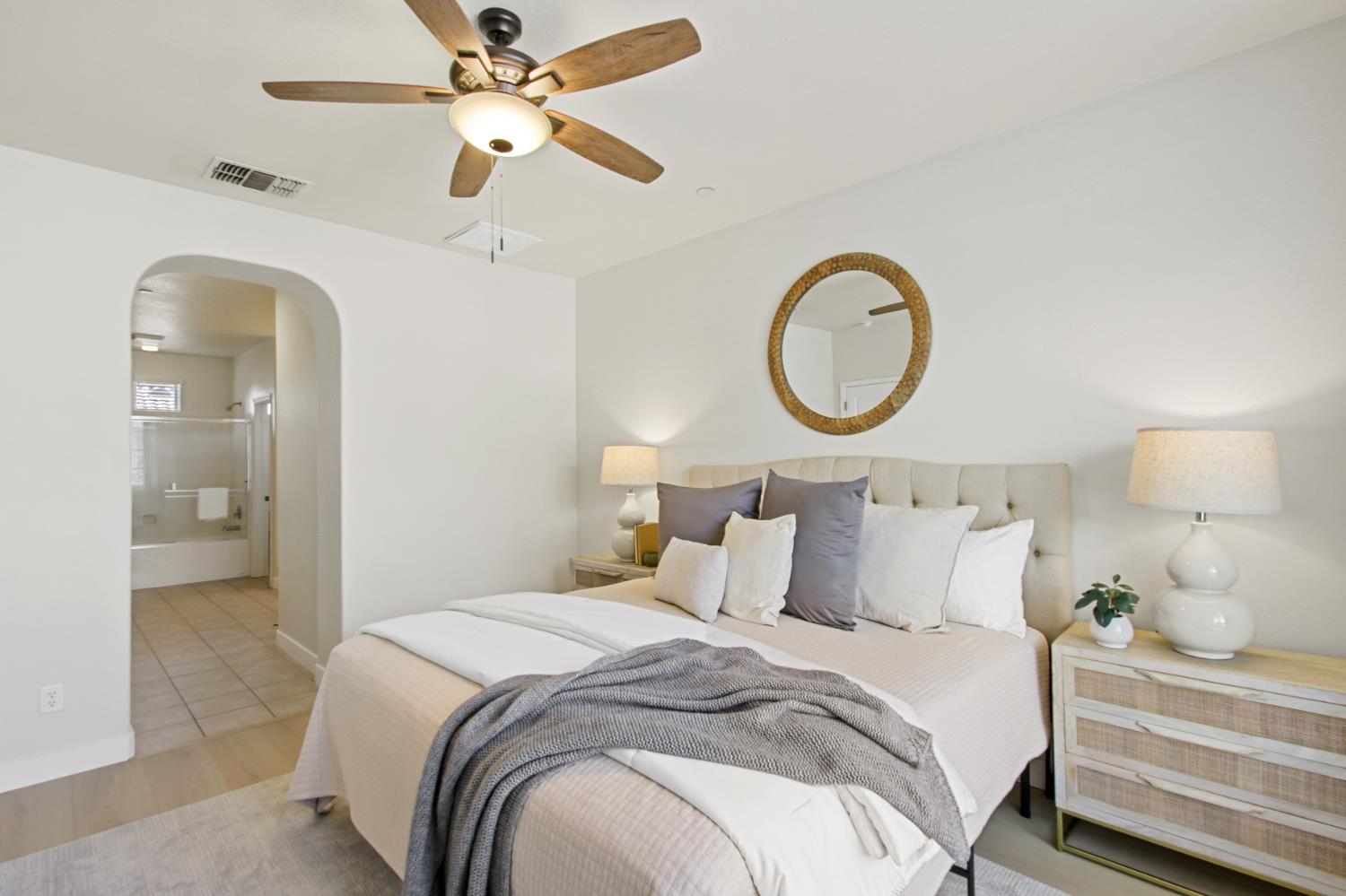 2580 W El Camino Avenue 7102