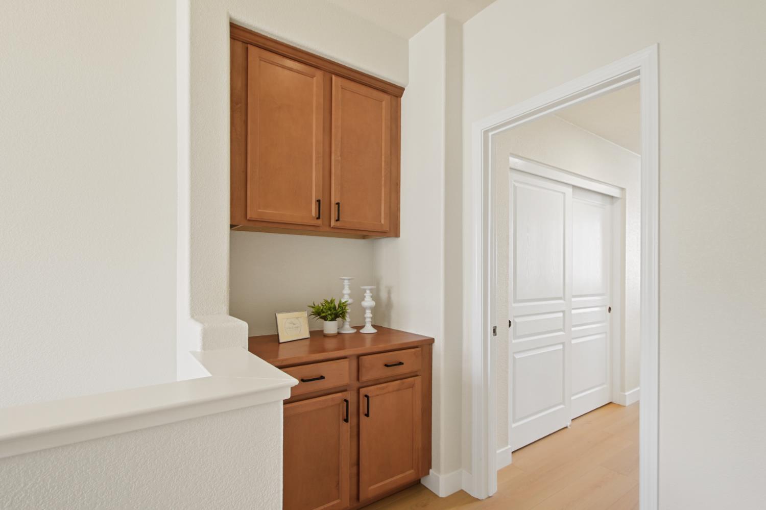 2580 W El Camino Avenue 7102