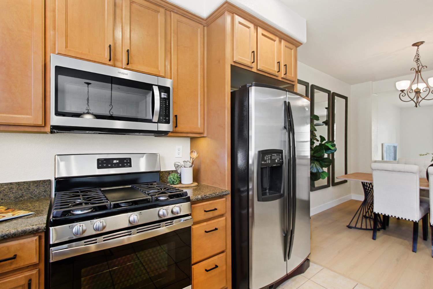 2580 W El Camino Avenue 7102