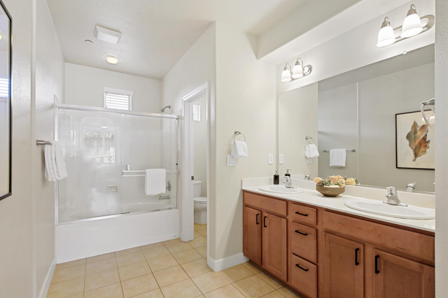 2580 W El Camino Avenue 7102