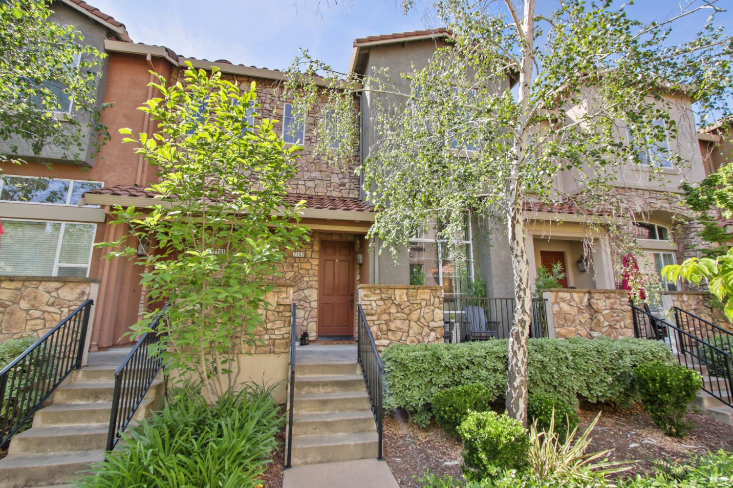 2580 W El Camino Avenue 7102