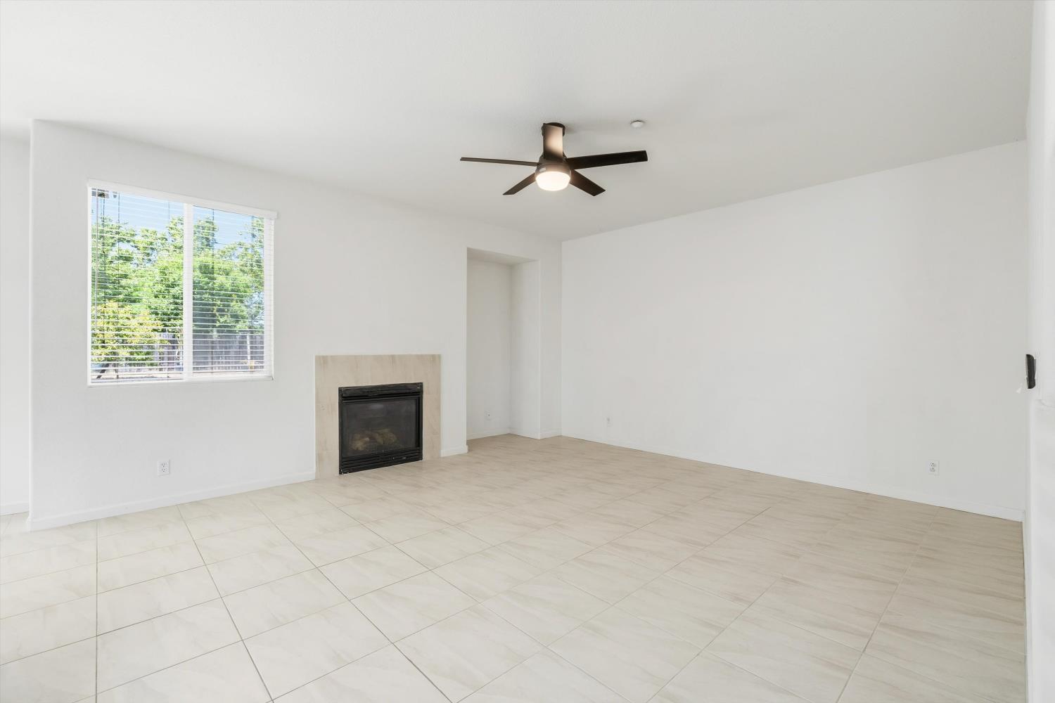 5 Hazeman Court
