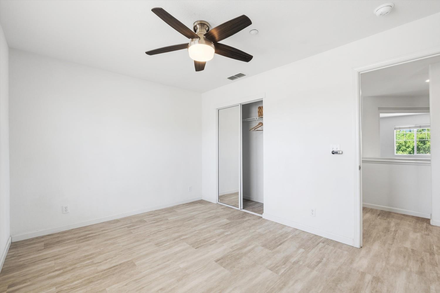 5 Hazeman Court
